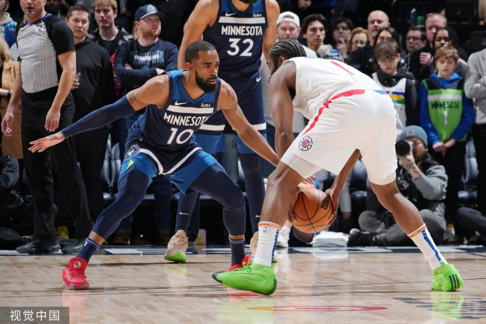 偏重于边路 偏重于边路