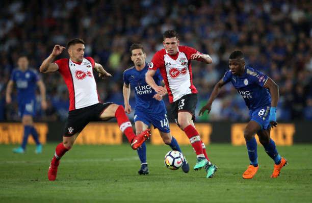 的对抗中寻 的对抗中寻