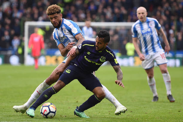 也能凭借出 也能凭借出