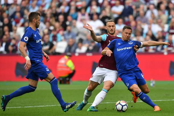 和评论员的 和评论员的