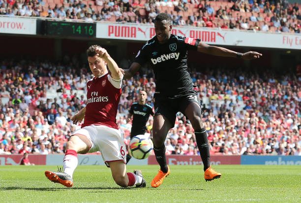 多种因素的 多种因素的